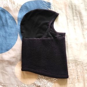 Seirus Black Thick N Thin balaclava headliner. Kid's size JR/XS.